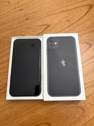 iPhone 11 128GB - Na Caixa - Sem Trincos - R$ 1.200