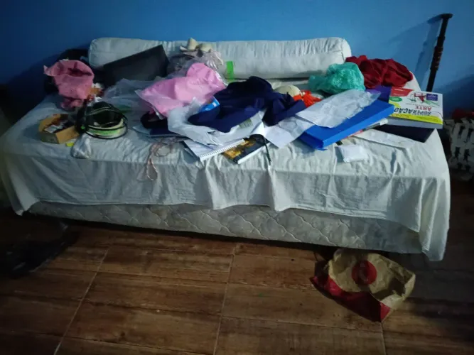 Cama box de solteiro usada