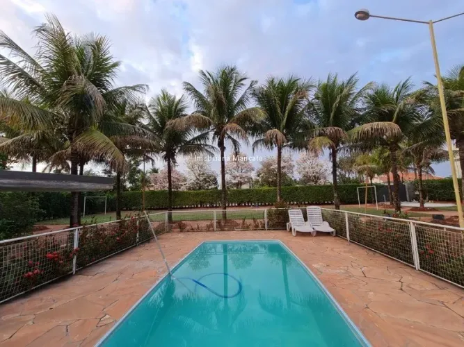 Linda chácara próxima ao Hotel Ipê - Estância Bortoluzzo