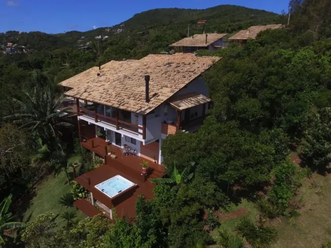 Casa em Condomínio fechado Praia da Ferrugem/SC