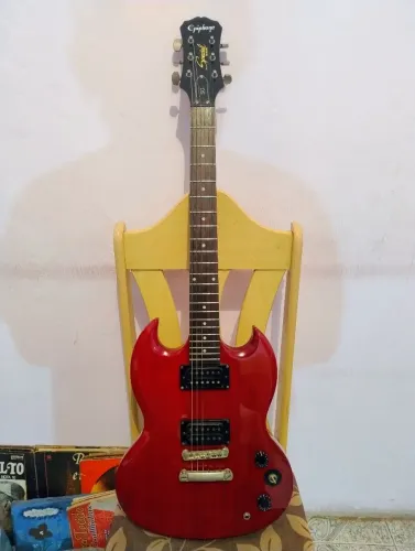 Guitarra Epiphone SG Special 