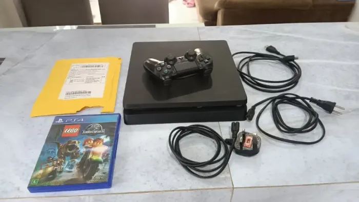 Playstation 4 Slim