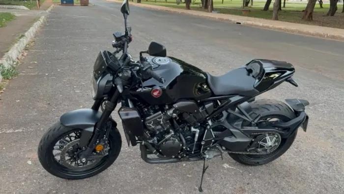 Honda CB1000R Black Edition 2022/2022 - Moto muito linda e conservada!
