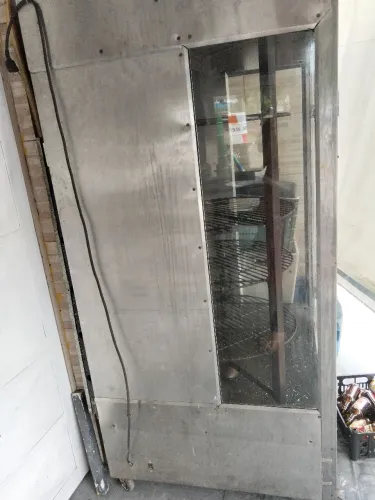 Máquina de frango giratória super conservada