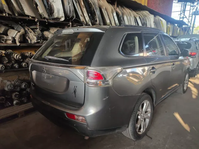 VENDE-SE PEÇAS OUTLANDER 2.0 AUTOMÁTICO 2014 - COM NOTA FISCAL 