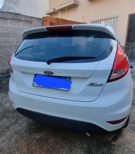 Ford Fiesta 1.5 16V Flex Mec. 5P 2015