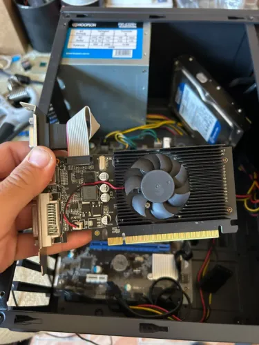 Placa de Vídeo GT 610 2GB - Ótimo Desempenho em Jogos