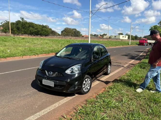 Nissan March S 1.0 16V Flex Fuel 5P 2015