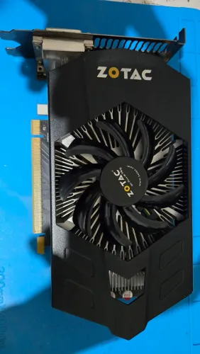 GTX 660 2GB GDDR5 Zotac com defeito