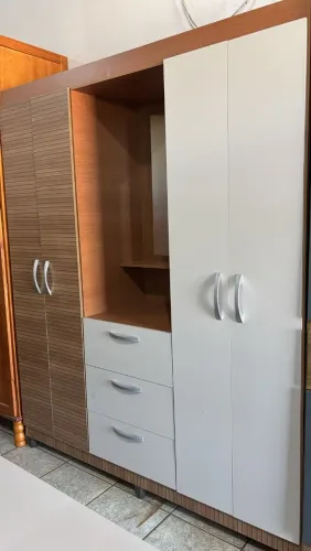 Guarda roupa de casal 