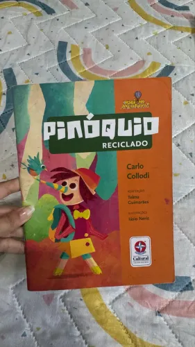 Livro Pinóquio Reciclado