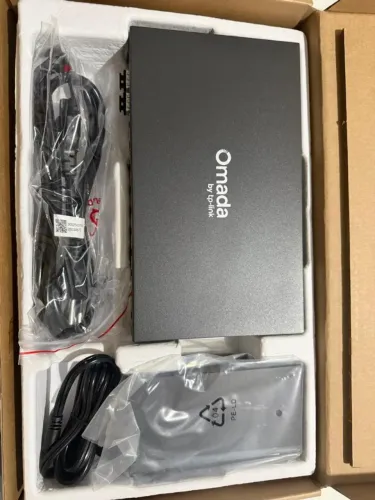 Roteador TP-Link Omada ER7212PC Gateway VPN PoE+ 3 em 1 Gigabit Novo