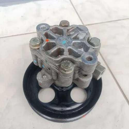 Bomba direção hidráulica Chevrolet Classic 2012/2013 original GM