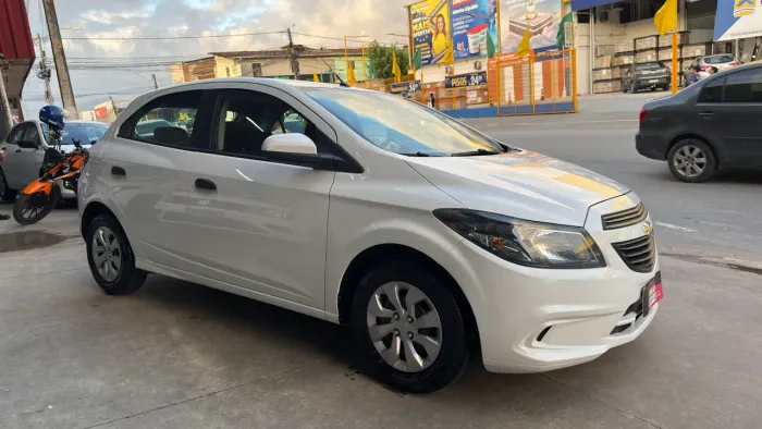 Chevrolet Onix JOY Hatch 1.0 8V Flex Mec. 4P 2019
