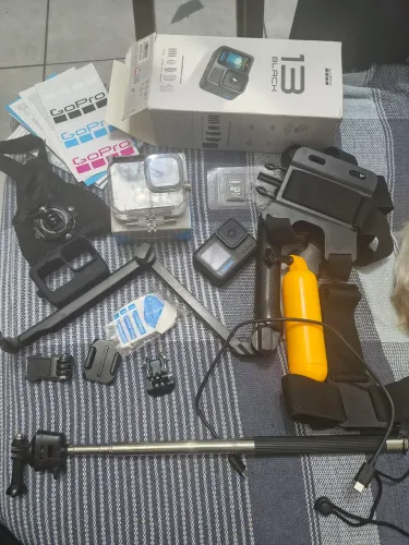 GoPro Hero 13 Black Impecável + Nota Fiscal + Cartão 128GB + Super Kit Acessórios