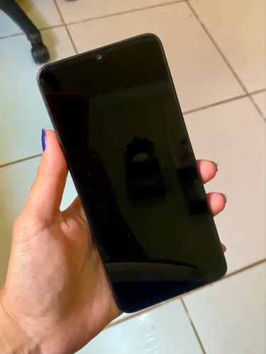Vendo Smartphone Xiaomi Poco C65? (Seminovo)