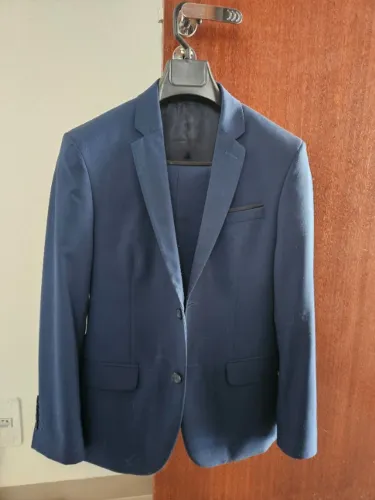 Terno Mazzini Super Slim (excelente estado)