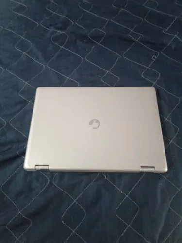 Vendo esse netbook para retirada de peças