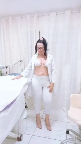 Depilação profissional na cera e máquina...!!!! 