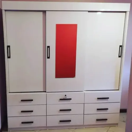 Guarda Roupa Casal Itapema 3 Portas de Correr e 9 Gavetas com Espelho