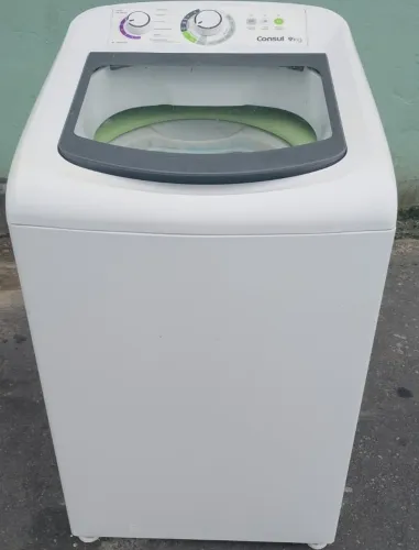 Máquina de lavar roupas modelo Consul 9 kgs.
