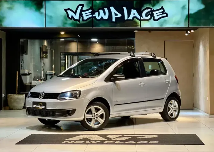 Volkswagen Fox 1.0 MI Total Flex 8V 5P 2012