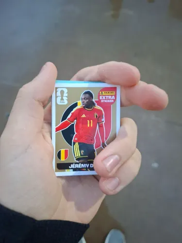 Figurinha extra DOURADA do álbum da copa 2026