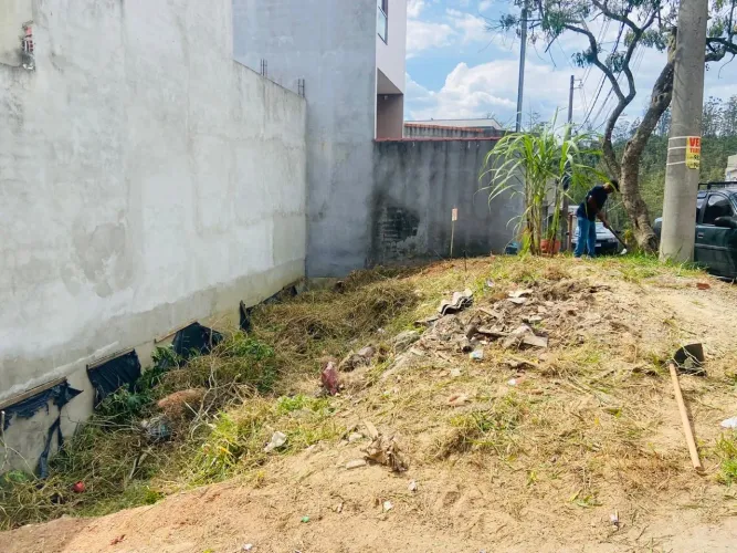 Vendo terreno no condomínio Maracanã em Santo André SP