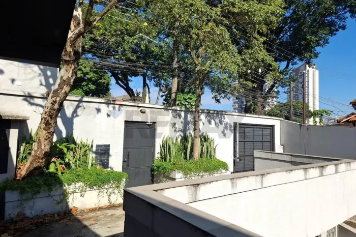 Casa de Condominio em Vila Isolina Mazzei!