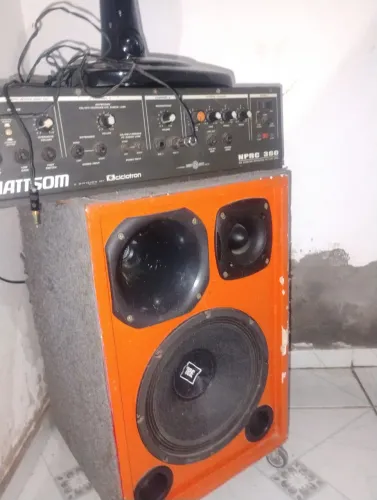 Vende-se um som