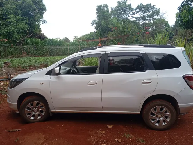 Chevrolet Spin LTZ 1.8 8V Econo.flex 5P Aut. 2014