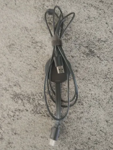 Chrome Cast segunda geração funcionando perfeitamente.