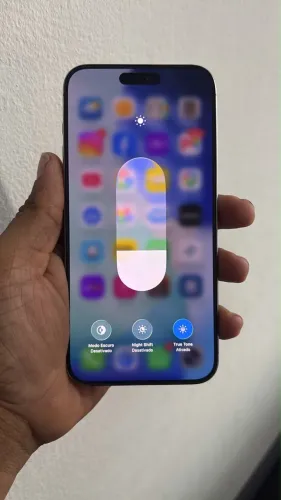 Vendo ou troco iPhone 15 pro Max titânio