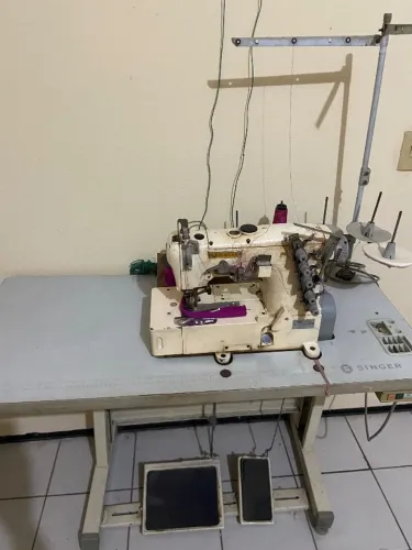 Máquina Galoneira Singer Profissional | Ponto Cobertura | Pronta para Uso