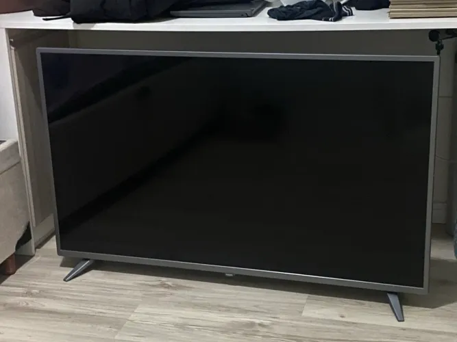 TV Philips Smart 50? 4K 50PUG6513/78 - Não Liga - Para Retirada de Peças