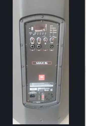 Caixa JBL Max 15