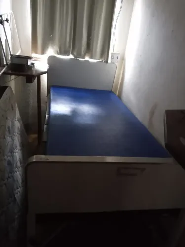 Cama hospitalar com colchão original