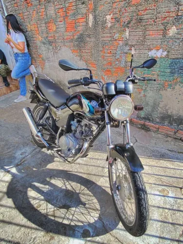 YBR 2006 PRETA , ECONÔMICA EXCELENTE ESTADO 