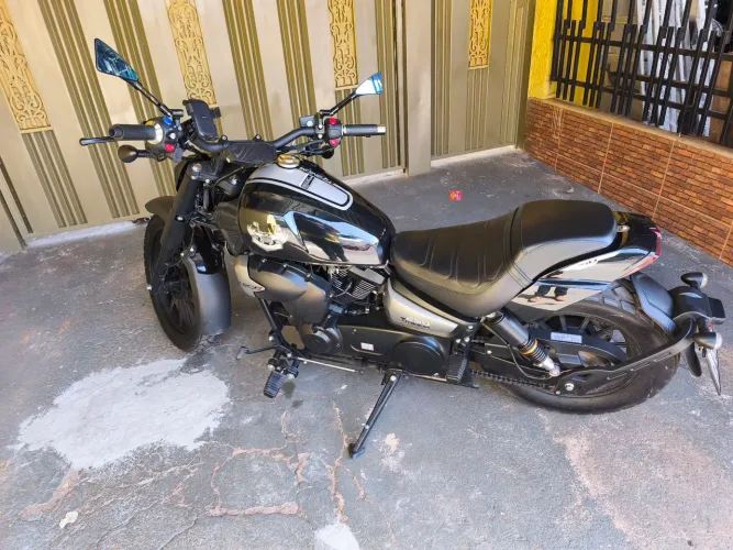 SBM Titanium 250 - Apenas 3 mil km