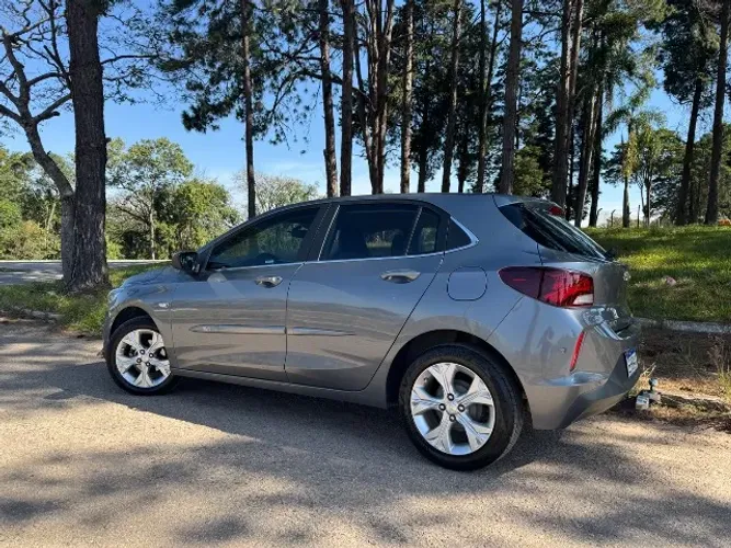 Chevrolet Onix Hatch Premier 1.0 12V TB Flex Aut. 4P 2021