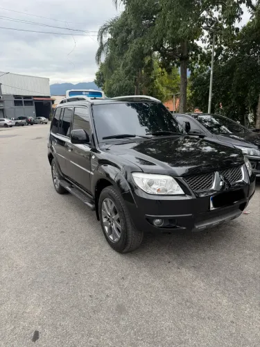 Mitsubishi Pajero TR4 2.0 Flex 16V 4X2 Aut. 2013