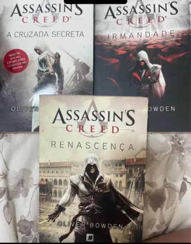 Livro Box Assasin?s Creed (3 volumes)