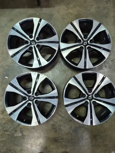 Rodas aro 17 Renault Fluence GT