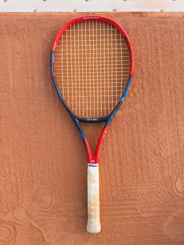 Yonex VCORE Scarlet 
