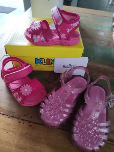 Melissa e Sapatilha Klin
