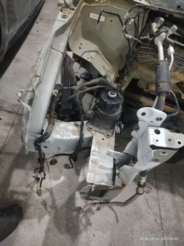 longarina direita Honda HRV 