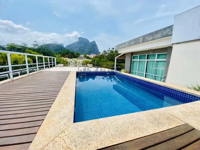 Jardim Oceânico | Cobertura 4 quartos, sendo 4 suites