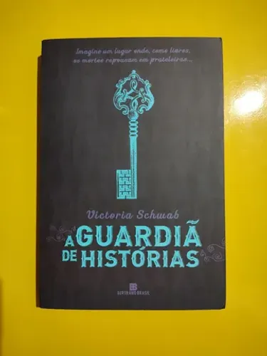 Duologia. A guardiã de histórias e a guardiã dos vazios