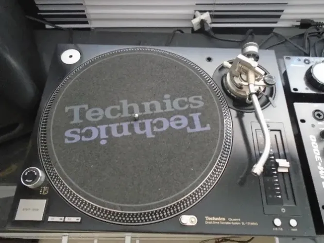 Technics Sl1210 M5g