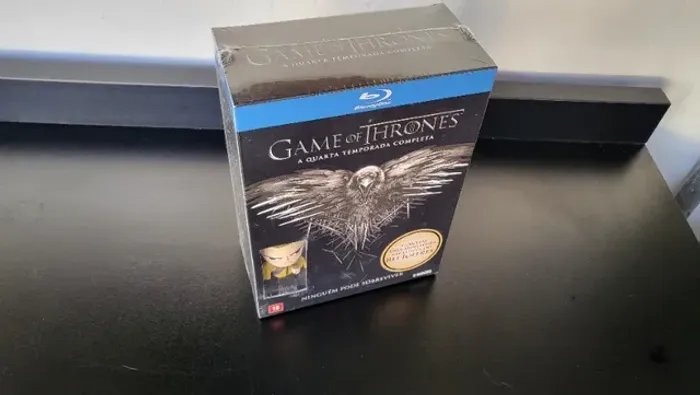 Box Blu-Ray Lacrado Game of Thrones 4a temporada em Digipack + Boneco Joffrey